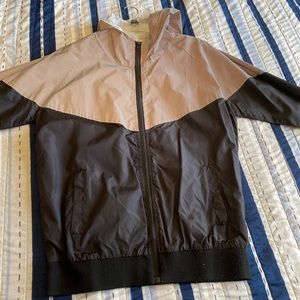 Medium 3m reflective windbreaker